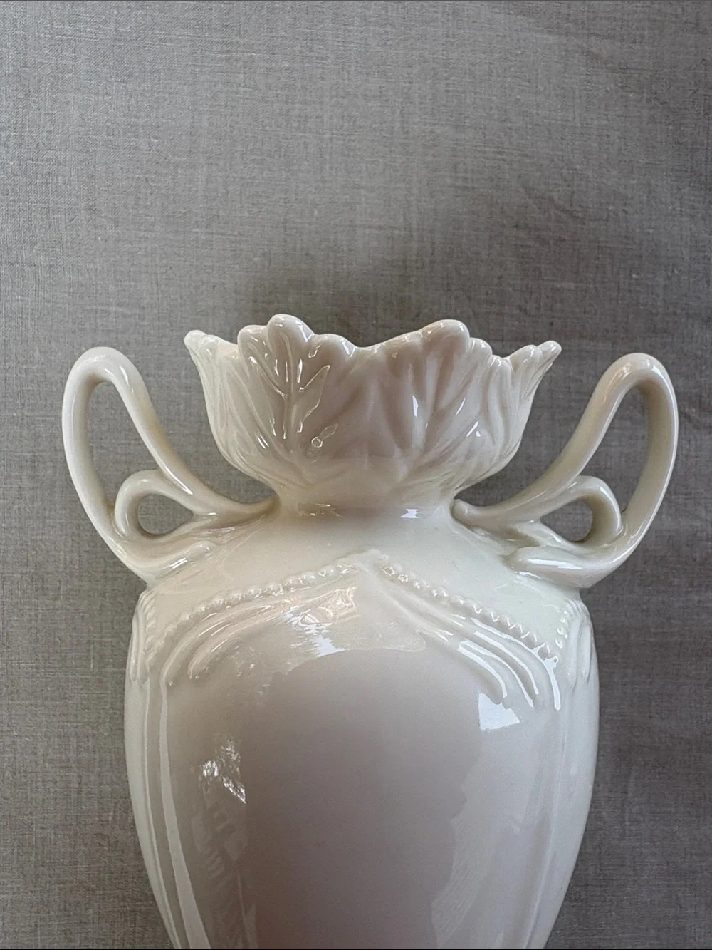 Vintage Ivory Flower/Bulb-Forcer Decorative Vase